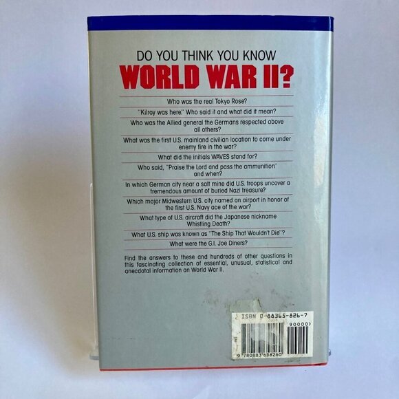 The World War II Quiz & Fact Book by Timothy Benford Vintage WWII Military - Picture 4 of 9